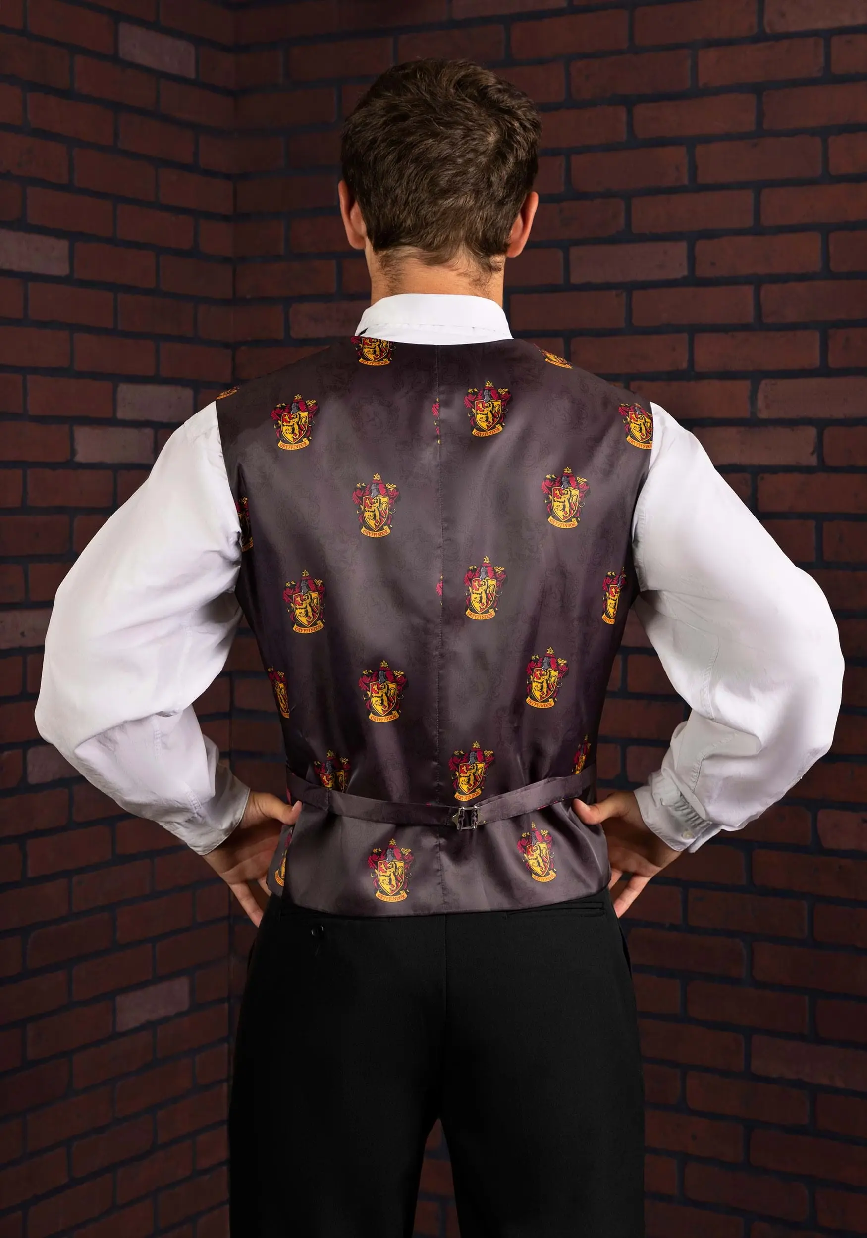 Harry Potter Gryffindor Deluxe Vest For Men 5 Harry Potter Gryffindor Deluxe Vest For Men - Image 3
