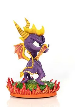 Spyro 2: Classic Ripto's Rage 8" PVC Standard Edition Statue -Harry Potter Gifts Shop spyro 2 classic riptos rage 8 pvc standard statue alt 6